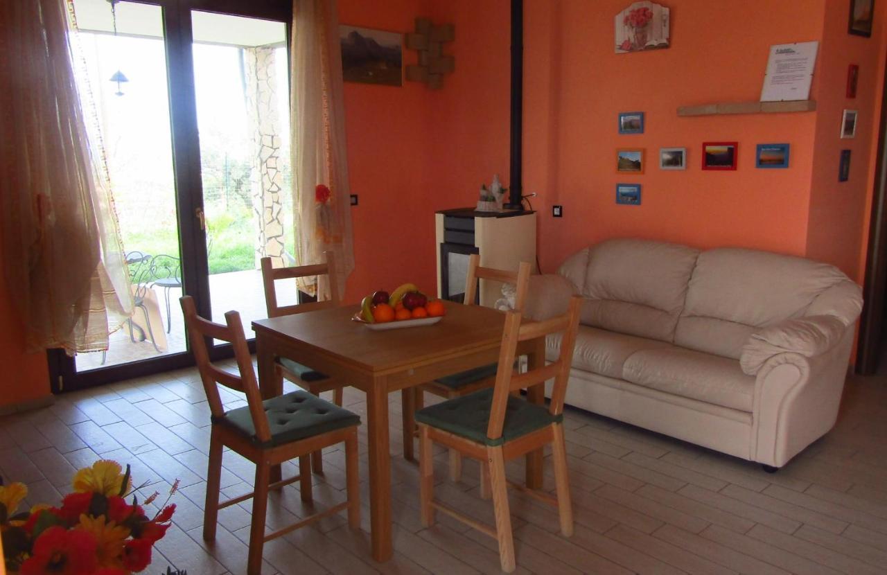 La Bella Addormentata Bed & Breakfast Chieti Bagian luar foto