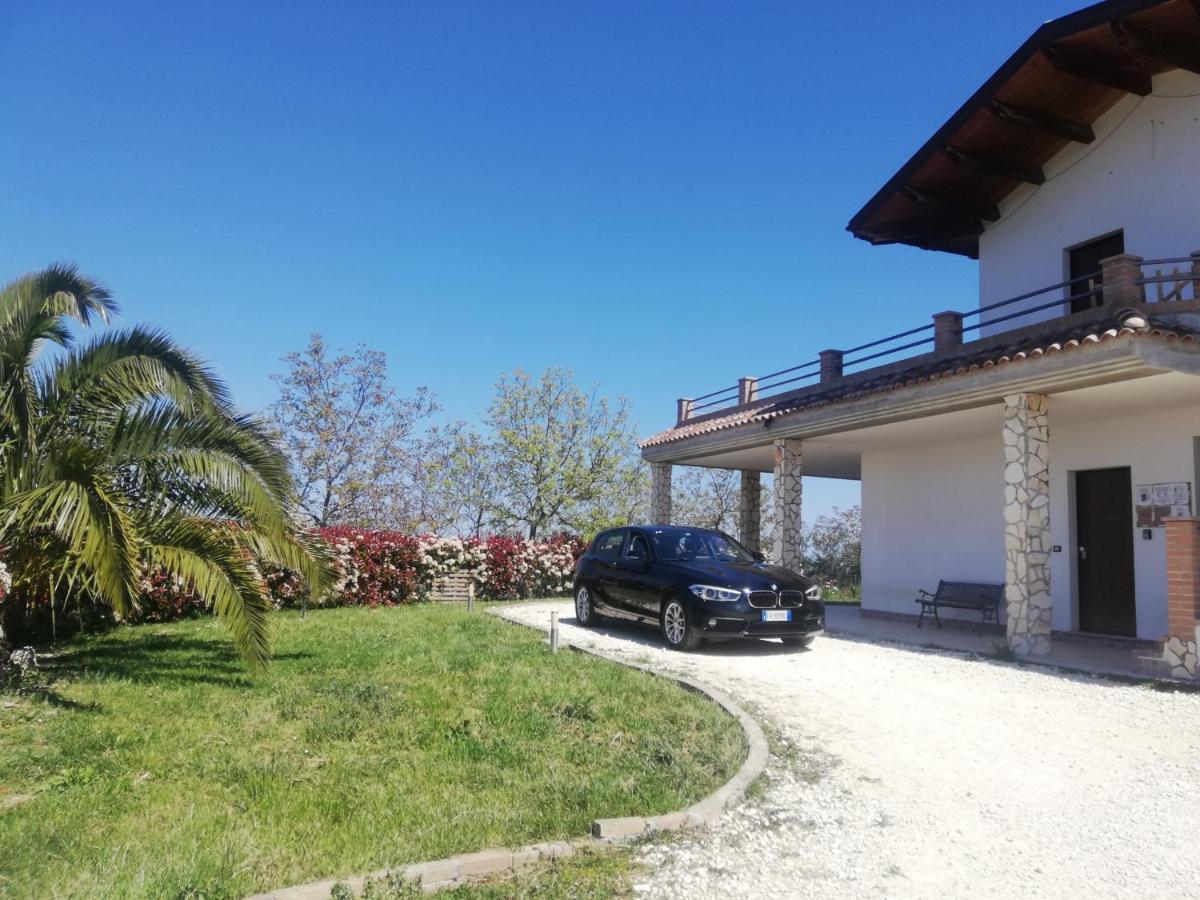 La Bella Addormentata Bed & Breakfast Chieti Bagian luar foto