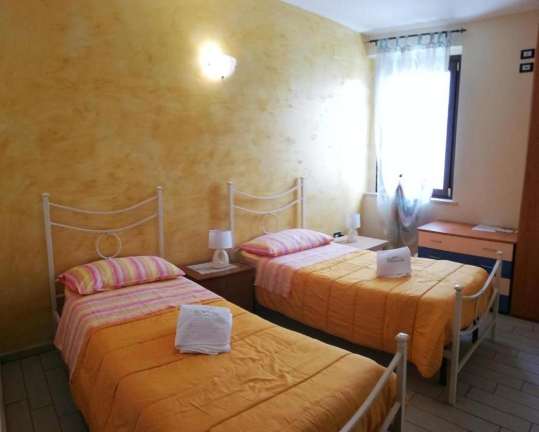 La Bella Addormentata Bed & Breakfast Chieti Ruang foto